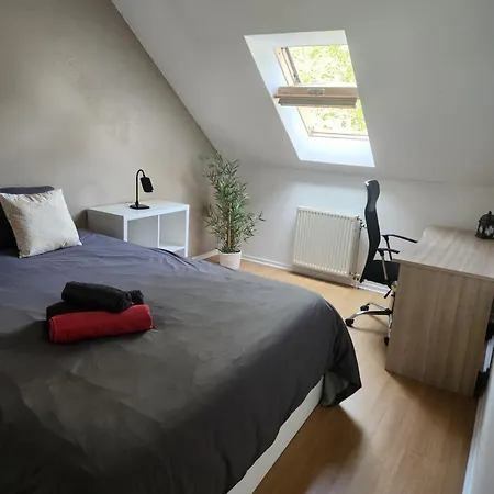 Maison *